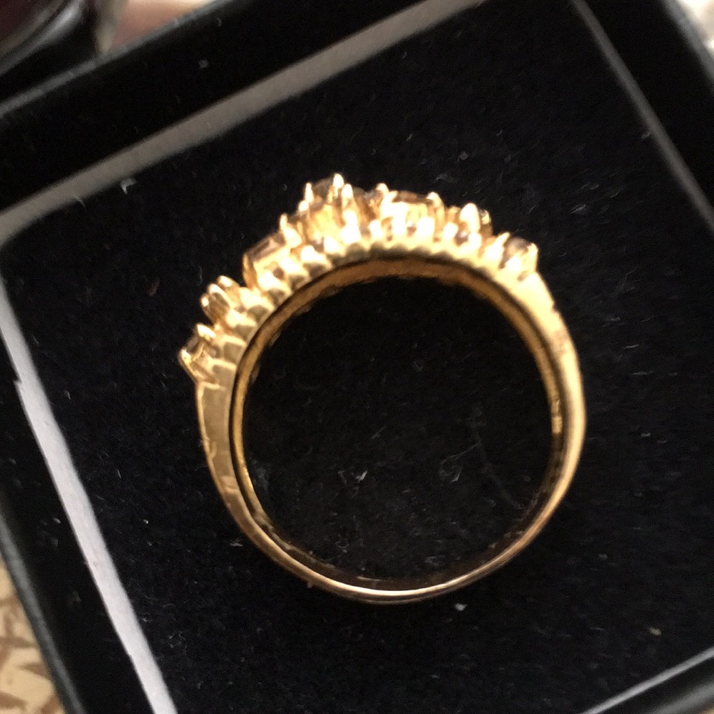 18k yellow gold & diamond ring 🔥🔥🔥 - Picture 2 of 3